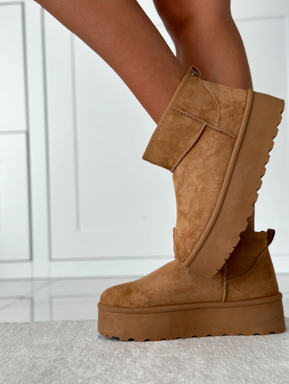 Women's Winter Boots Lined with Soft Wool | Pull-On Platform Shaft and Fold-Over Front Flap | Sizes 5.5-9.5, 4 Colors