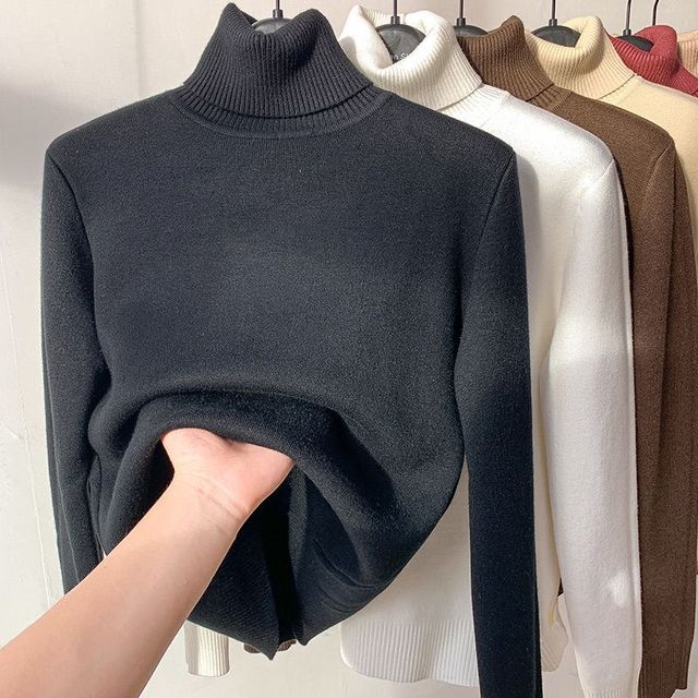 Women's Fleece-Lined Turtleneck Sweater | Plush Inner Lining, Slim Knit Fit, Layers Easily Under Coats | 6 Colors