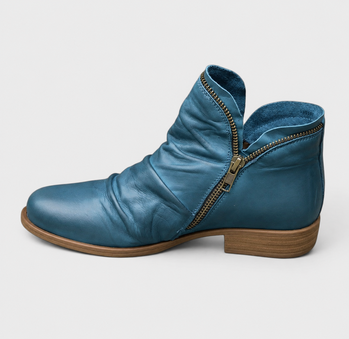 Women's Padded Boots Built for Long Walks | Soft Lining, Hard-Wearing Everyday Construction | Size 5.5-9, 6 Colors
